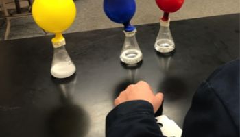 3 balloons at different temperatures