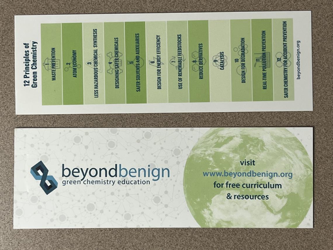 front and back of bookmark listing 12 principles of green chemistry - beyond benign.com