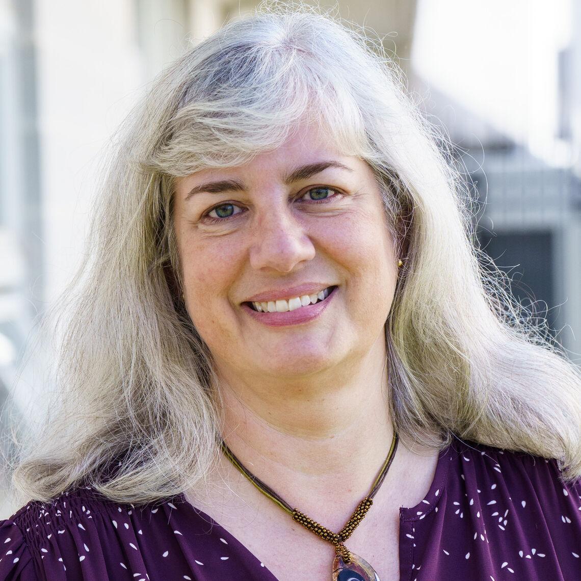 headshot of Laura Trout